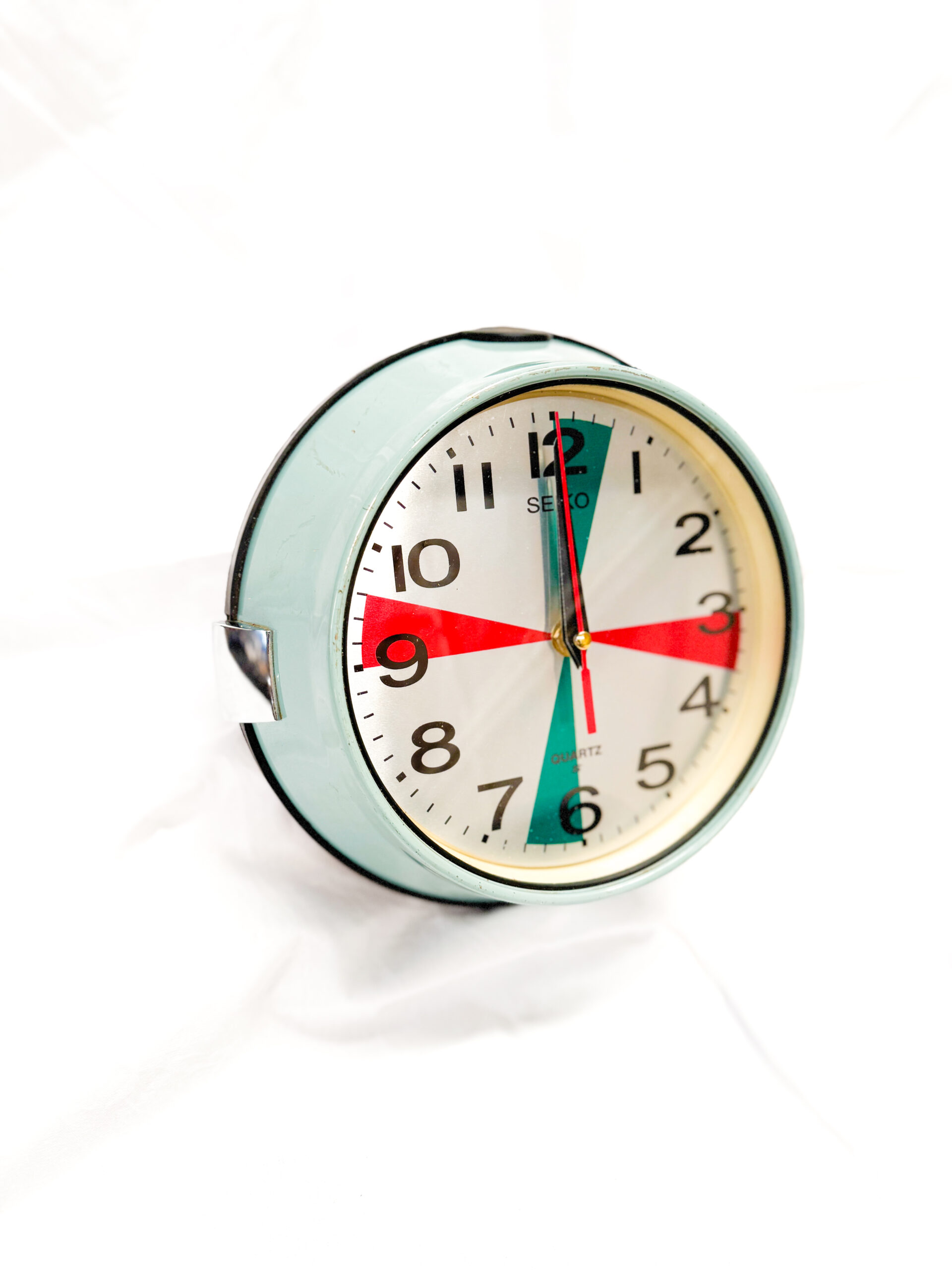 SEIKO Green and Red Clock - Image 3