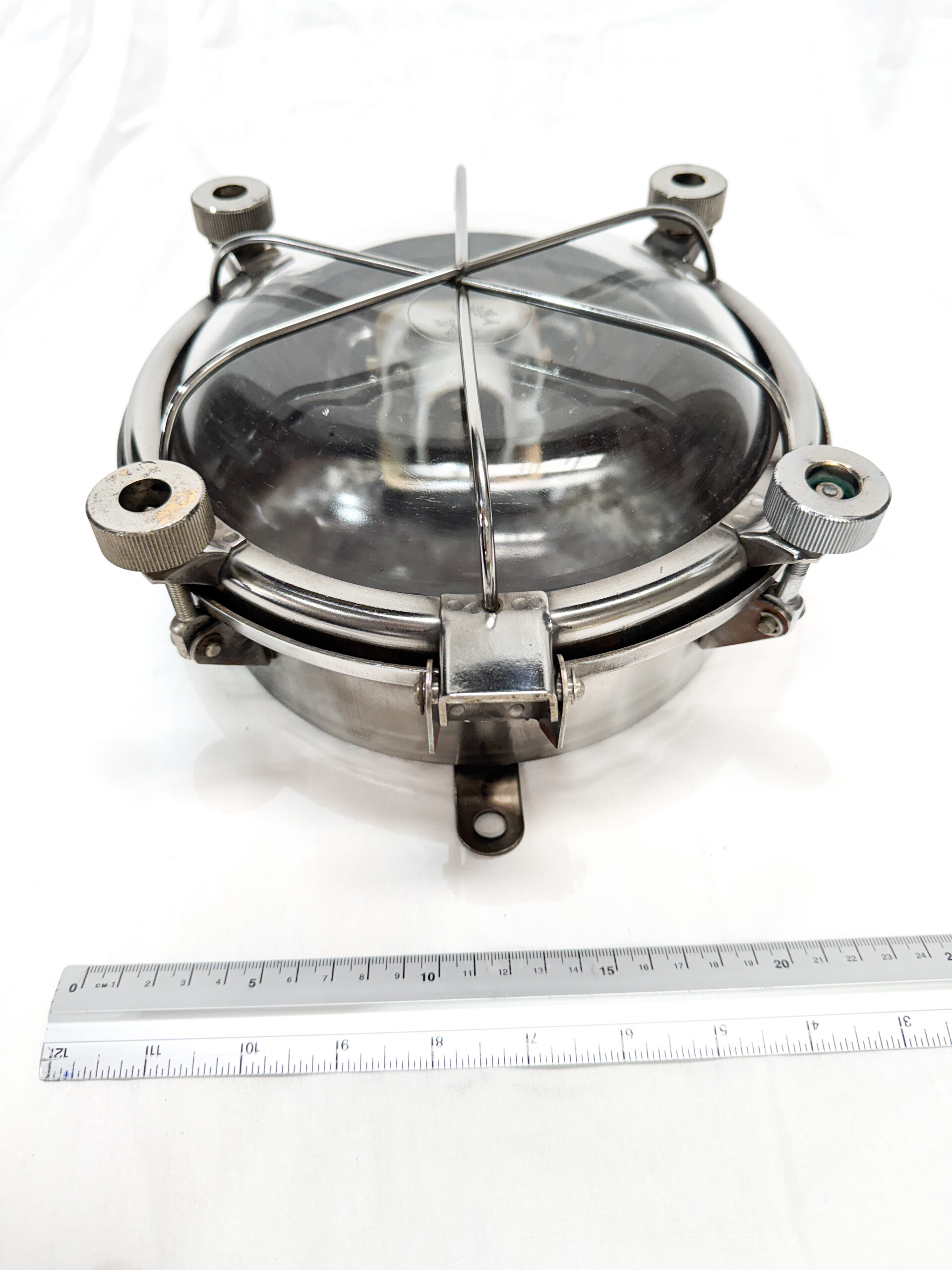 Daeyang Bulkhead Lamp - Image 3